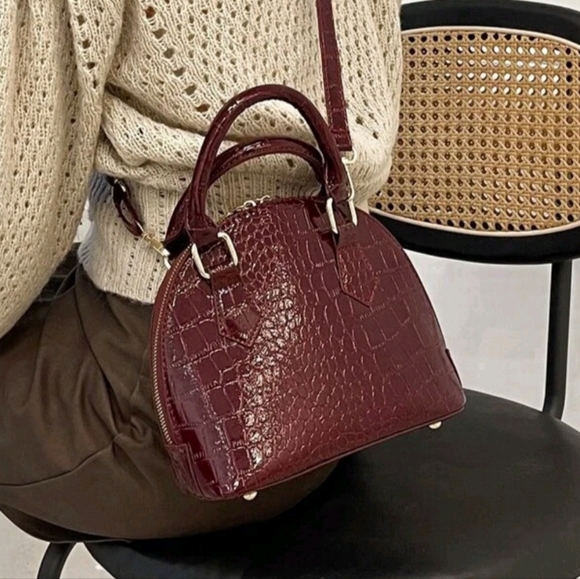 Burgundy Handbag - Picture 6 of 6